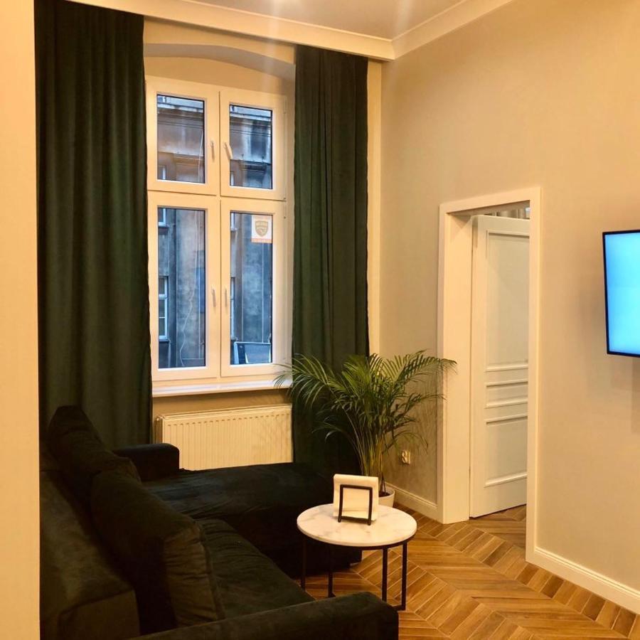 Apartmenty Mariacka 20 -Self Check-In 24H -Loud On The Weekends - By Kanclerz Investment Katowice Exterior photo